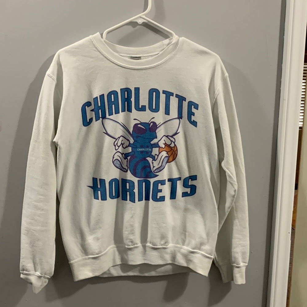 Vintage 90s Charlotte Hornets Men’s Crewneck Sweatshirt